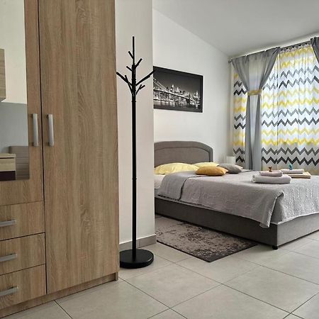 Ines Studioapp PUY Exterior foto