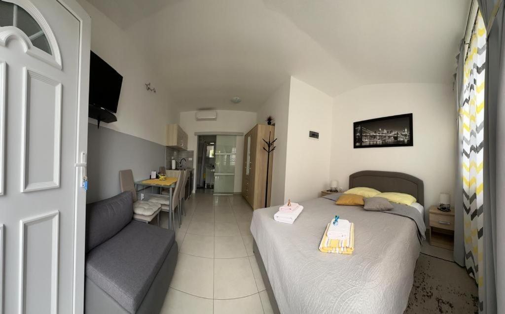 Ines Studioapp PUY Exterior foto